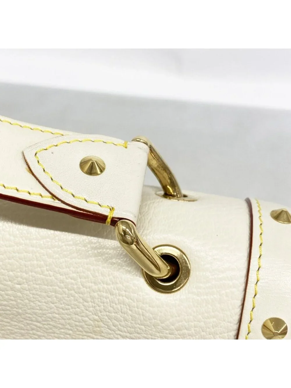 Louis Vuitton Shoulder Bag Suhali Tarantue Blanc